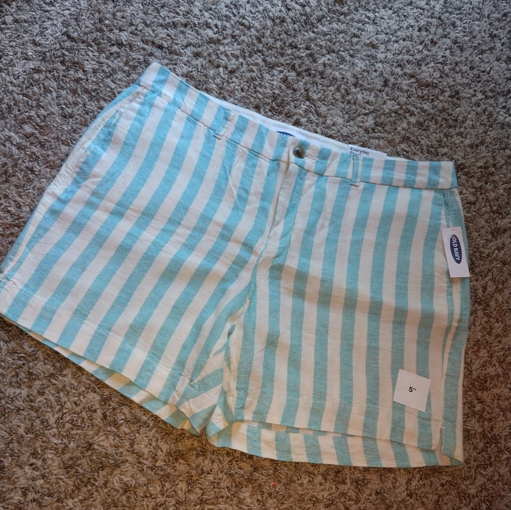 NWT Old Navy Shorts sz 14